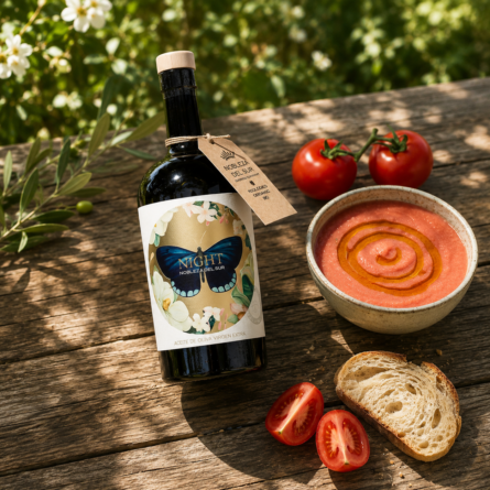 salmorejo regado con AOVE Night,, de Nobleza del Sur
