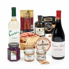 Lote gourmet 214 con lomo ibérico, queso Carmen, Viña Real Reserva, Cune Verdejo y mousses Zubia